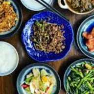 Golden Profit Mongkolchok Right Night Food อุตรดิตถ์