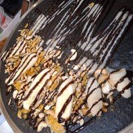 The orgrace crepe&waffle สาขา1 ร.8