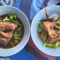 ก๋วยเตี๋ยวเป็ดตาเข็ม(เจ๊เจี๊ยบ)อ่าวอุดม อ่าวอุดม