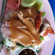 ก๋วยเตี๋ยวเป็ดตาเข็ม(เจ๊เจี๊ยบ)อ่าวอุดม อ่าวอุดม