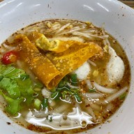 เต็งไต๋ใช้ฮวด (ก๋วยเตี๋ยว ลูกชิ้นปลา ลูกชิ้นกุ้ง เย็นตาโฟ) บางจาก