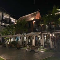 The Banyan Riverhouse Cafe & Bistro