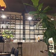 บรรยากาศ F Box Cafe
