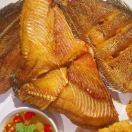 สถานนีข้าว ไม่ใสชูรส รสดี  รับทำข้าวกล่องและset box