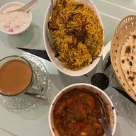 New Bombay Palace -Indian halal and International Food