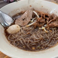 เมนูของร้าน ก๋วยเตี๋ยวเรืออยุธยา ลุงหลาม สาขา 4 ลุงหลาม สาขา 4