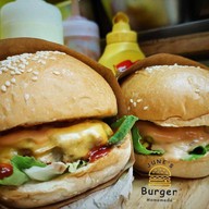 June's Burger  Homemade