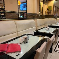 New Bombay Palace -Indian halal and International Food