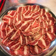 ข้าวหมูทอด และ ข้าวกับไข่ ข้าวหมูทอดข้าวกับไข่