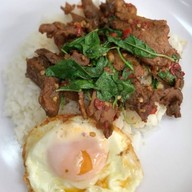 เจ๊ทัยอาหารตามสั่งโปร่งสะเก็ต
