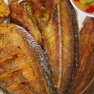 สถานนีข้าว ไม่ใสชูรส รสดี  รับทำข้าวกล่องและset box