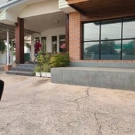 หน้าร้าน บ้านกลางซอย อำเภอเมืองสิงห์บุรี สิงห์บุรี