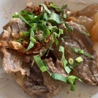 เจ๊ทัยอาหารตามสั่งโปร่งสะเก็ต