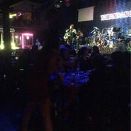 โรงเหล้าตะวันแดง by เปลือกไม้งาม สาขา สุพรรณบุรี