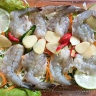 ผัดไทย เจ๊แนน