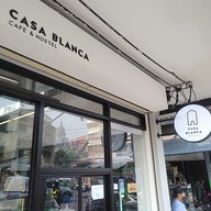 หน้าร้าน CASA BLANCA เทเวศร์