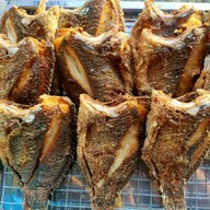 ข้าวปลาแกะ ข้าวน้ำพริกตรงข้าม7-11คุ้มหน้าวลัยลักษณ์