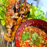 ใส้ย่าง  ยำ นายโอริโอ้ ไม่มีสาขา