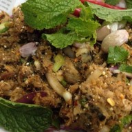 หมูทอด/ไก่ทอด "แซ่บสุรินทร์ หน้าวัดเปร็งราษฏร์บำรุง ต.เปร็ง อ.บางบ่อ จ.สมุทรปราการ