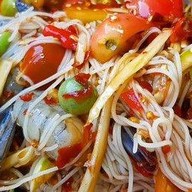 หมูทอด/ไก่ทอด "แซ่บสุรินทร์ หน้าวัดเปร็งราษฏร์บำรุง ต.เปร็ง อ.บางบ่อ จ.สมุทรปราการ