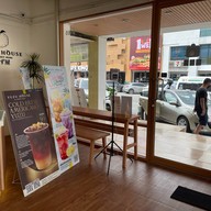 Yuzu House (Permanently Closed) มอเตอร์เวย์ ชลบุรี