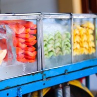 ยำผลไม้ลุงหนวด - ชลบุรี