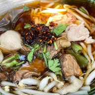 เมนูของร้าน บ้านก๋วยเตี๋ยว