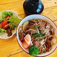 เบนโตะ ข้าวหน้าล้น