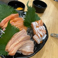 Penguin Eat Shabu สาขา J Arena ราชพฤกษ์