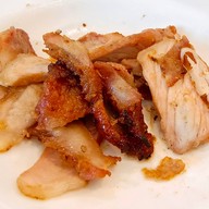 เมนูของร้าน ไก่ทอดเจ๊กี ส้มตำโปโล ลุมพินี
