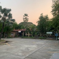 ปิง วิว สวนอาหาร & รีสอร์ท