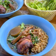 เมนูของร้าน น้ำใส ก๋วยเตี๋ยวไก่มะระ