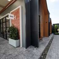 BADLY COFFEE สะพานเจษฎาบดินทร์