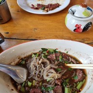 เมนูของร้าน โก๋ เตี๋ยวเรือ หม้อไฟ