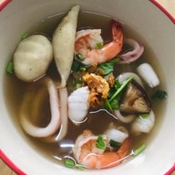 เตี๋ยว&เพราเฮียบ๊อบ