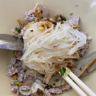 ก๋วยเตี๋ยว ต้มเลือดหมูนายใช้ ( เจ้าเก่าลาดพร้าว71 ) แจ้งวัฒนะ