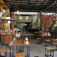 บรรยากาศ บ้านพลอย อาหารเช้า