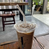 Impresso Espresso Bar ถนนสนามบินเก่า กองบิน41