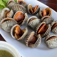 เมนูของร้าน ฟาร์มสมใจซีฟู้ดส์ - บางขุนเทียน ชายทะเล