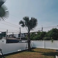 8Sixteen Cafe ถนนศรีเกษม20