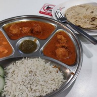 Mama's Indian Food China World