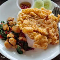 เมนูของร้าน ก๋วยเตี๋ยวเรือชมนา