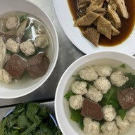 เมนูของร้าน โรจน์โภชนา โคราช