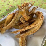 อัญชลีไทยฟู๊ดเรสเตอร์ลอง กระบี่