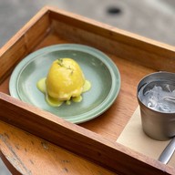 FlourFlour ice ไอส์