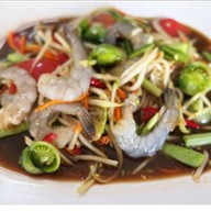 ตำเลย ส้มตำ ลูกชิ้นทอด หม่าล่า อาหารอีสาน ท่ารั้ว