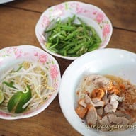 เมนูของร้าน บะหมี่ชากังราว