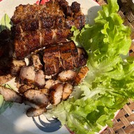 ใส้ย่าง  ยำ นายโอริโอ้ ไม่มีสาขา