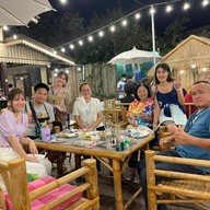 ร้านอาหารเกื้อกูล