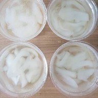 ชอบหมูปิ้ง ทางเข้าหาดคูเดื่อ